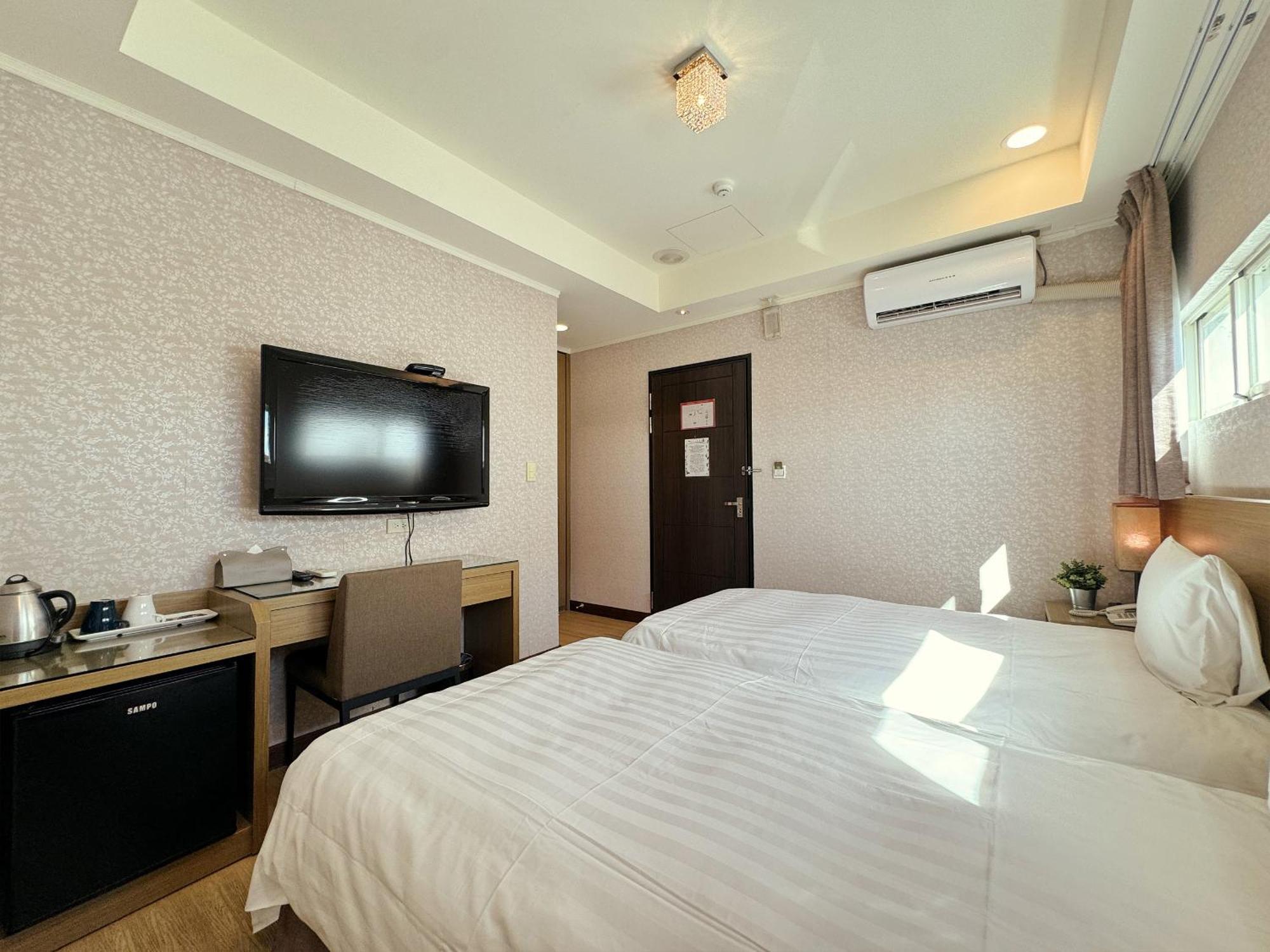 Finders Hotel Hualien Wen Hua Hualien City Quarto foto