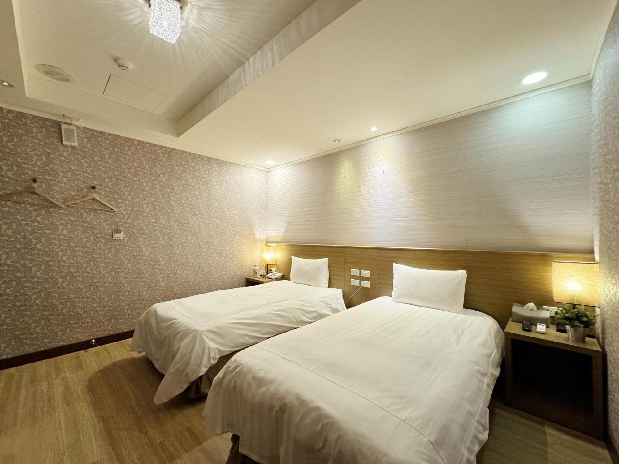 Finders Hotel Hualien Wen Hua Hualien City Quarto foto